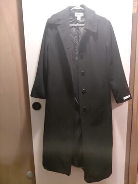 Preston & York Full Length Black Wool Coat Women's Size 10 Excellent condition
